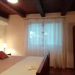 Near Beach - Apartment Butiga